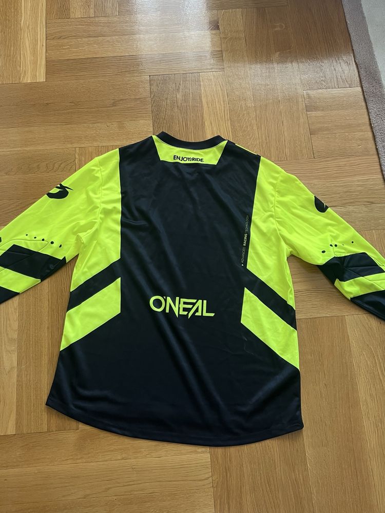 Чсто Нов Екип ONEAL