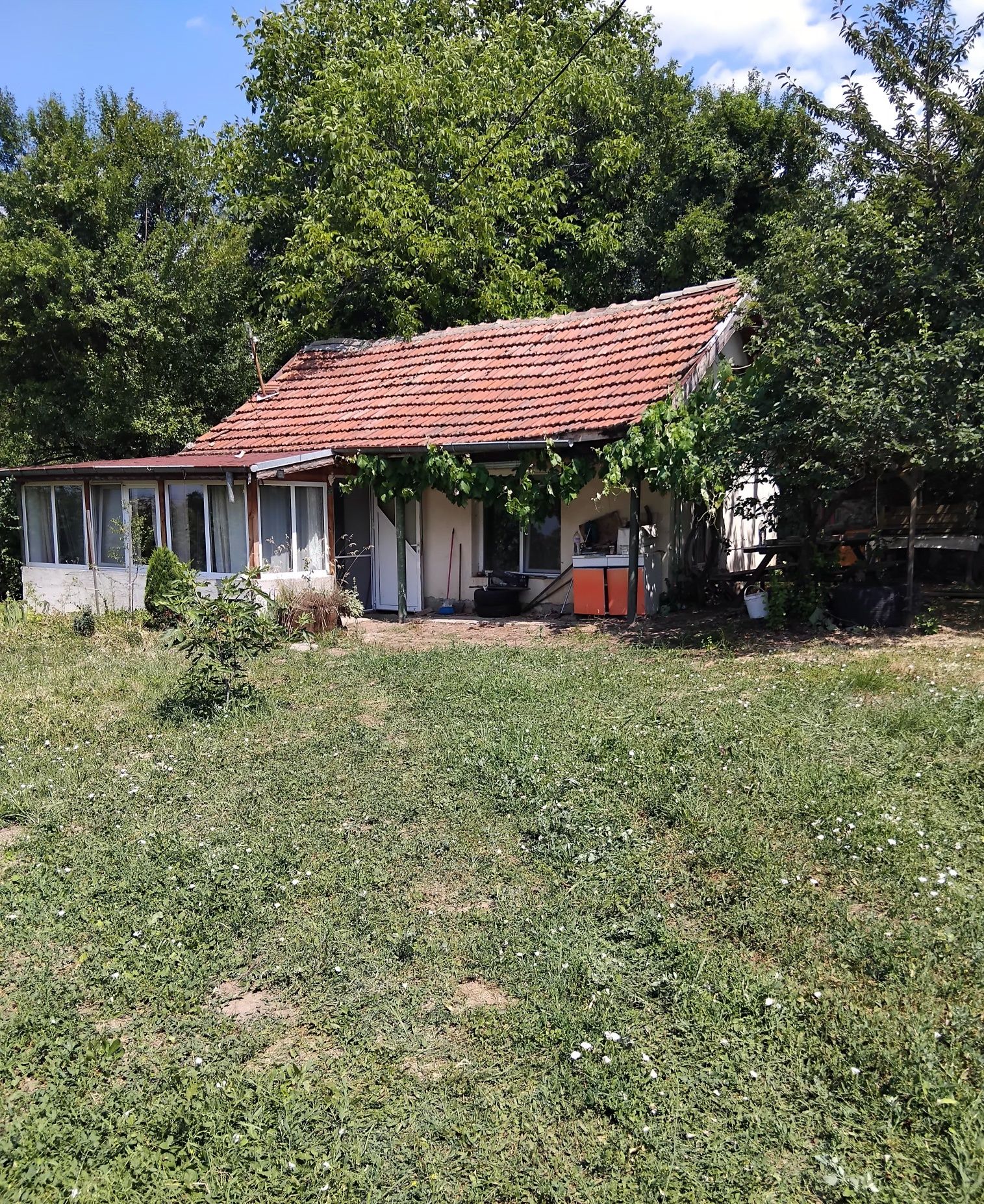 Продава къща в с.Бистрица общ.Дупница