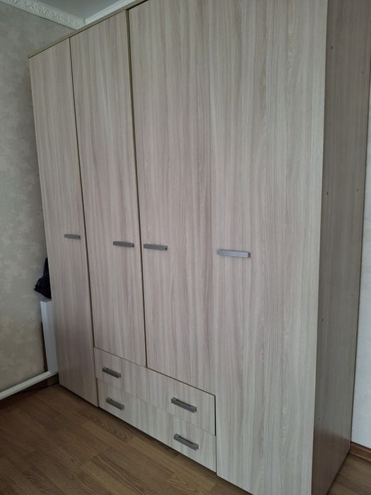 Продам Шкафы . .