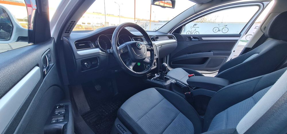 SKODA Superb 2, motor 2.0 TDI-CBBB - 170 CP - an 2010 - Euro 5