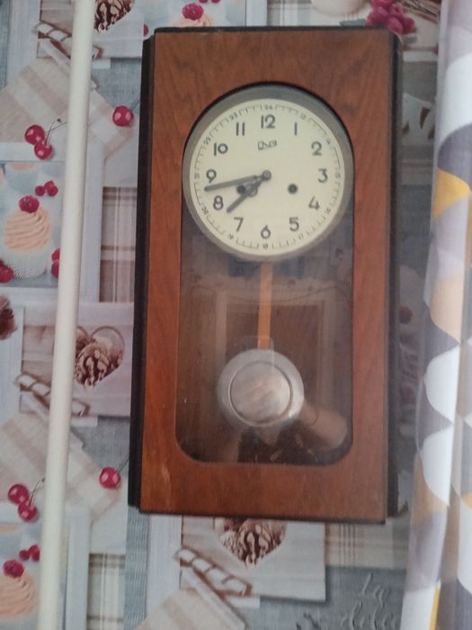 Продам часы 10000