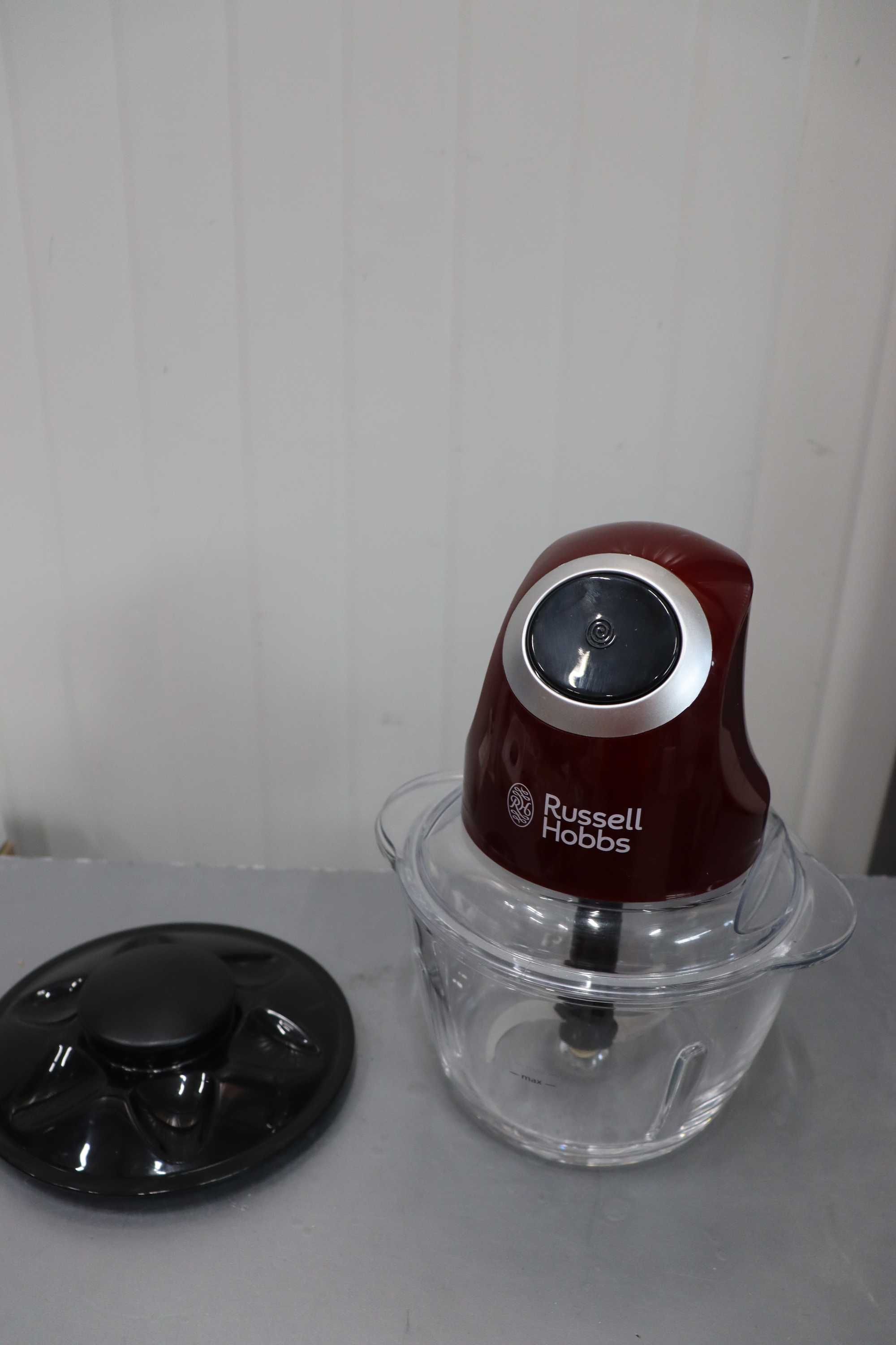 Мини чопър Russell Hobbs Desire