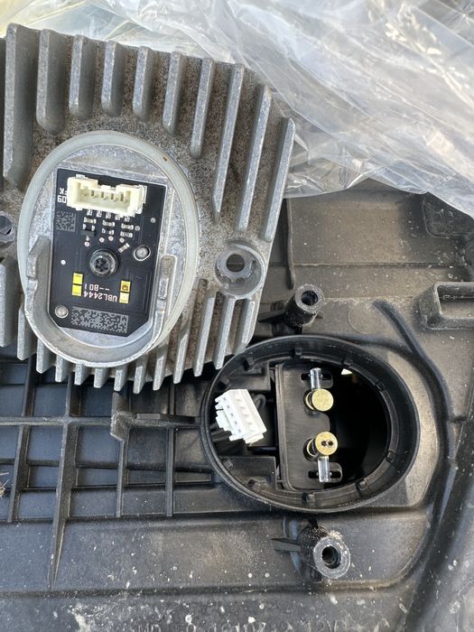 Vand far stanga bmw g30