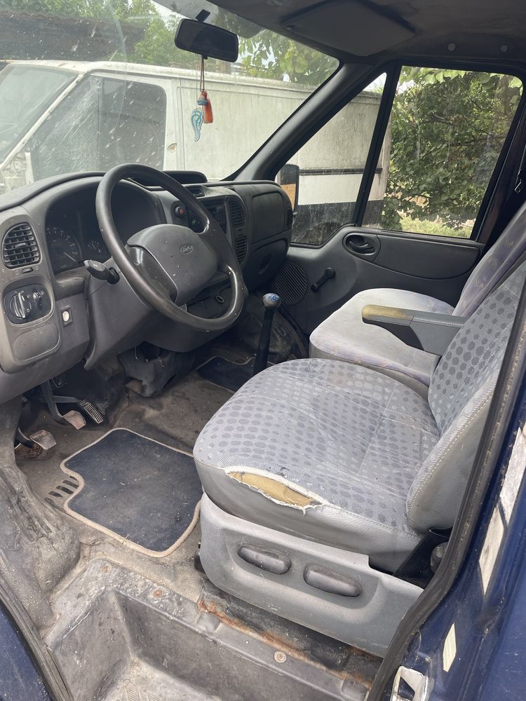 Ford Transit 2.4TDI 90ks Форд Транзит 2.4ТДИ 90кс на части