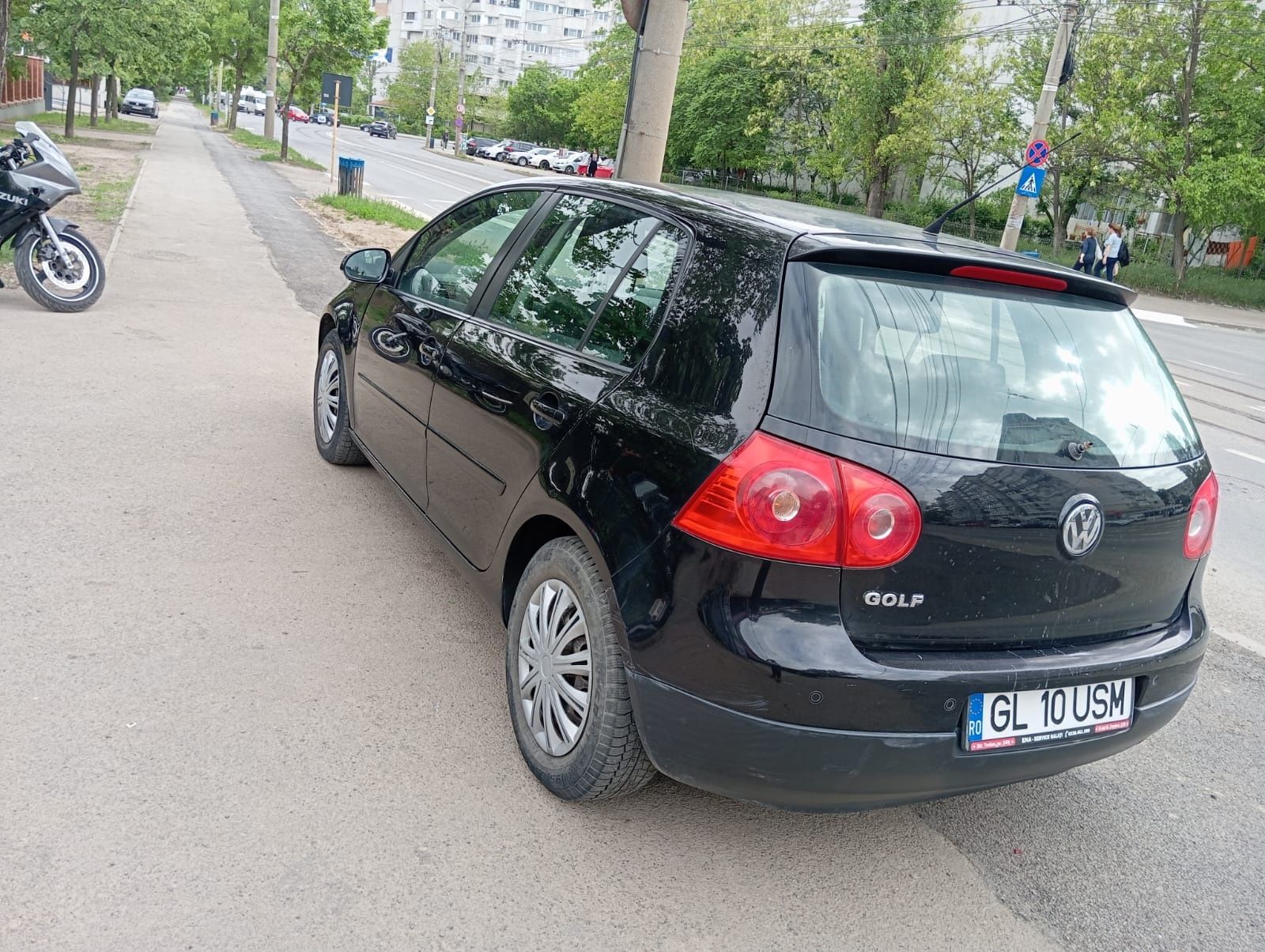 Vând Golf 5 1.4 Benzina