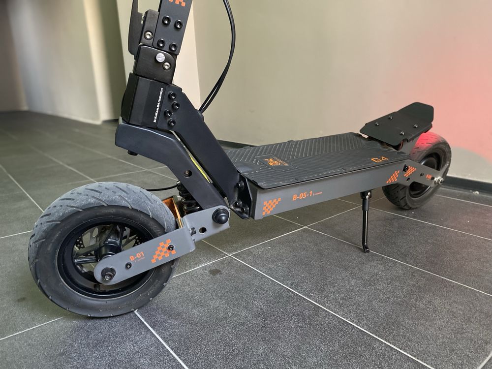 Електрическа тротинетка Kukirin G4