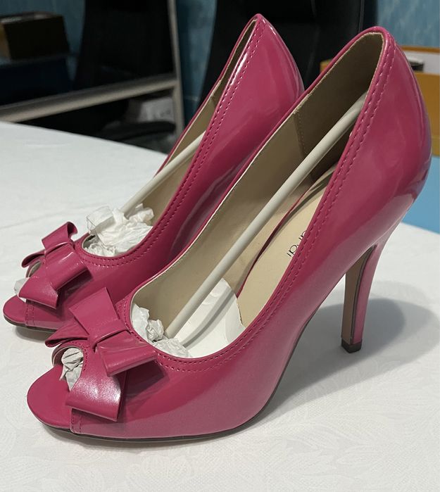 Туфли на каблуках