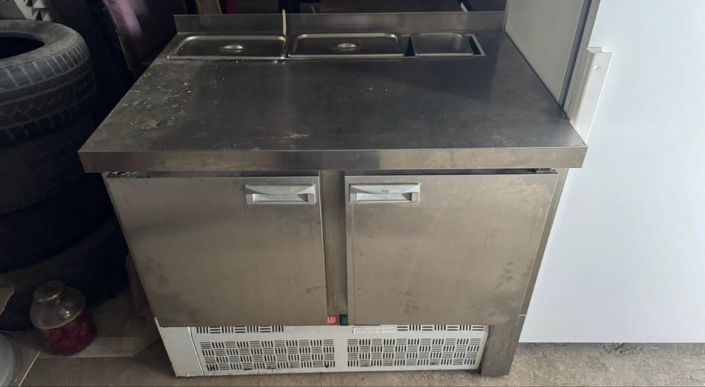 Стол холодильник шкаф