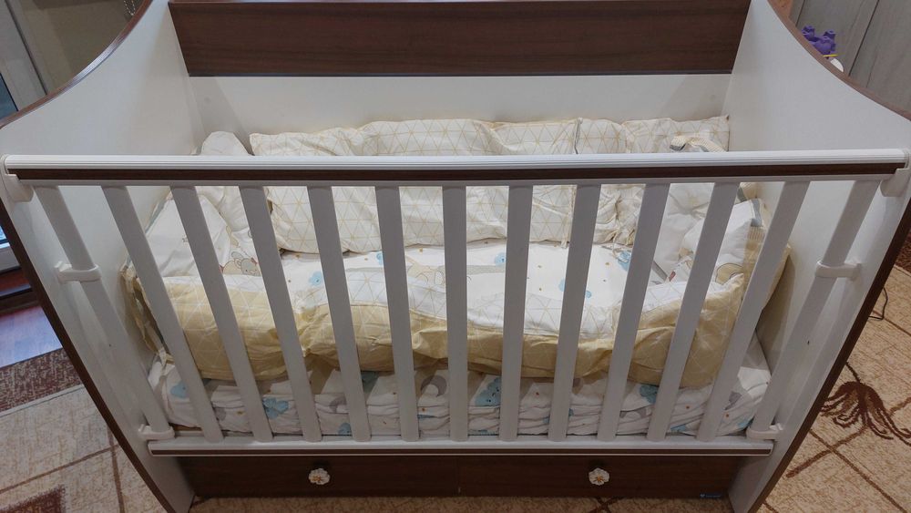 Бебешка кошара/люлка/легло Lorelli + матрак Magniflex Bamboo