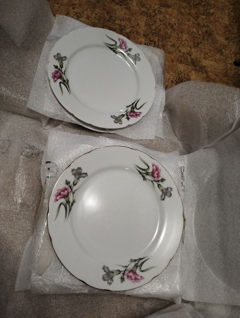 Японские тарелки, 6 и 10 штук