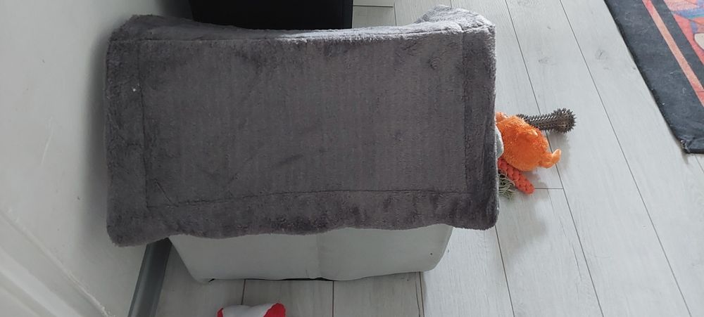 Къщичка за малка порода кучета