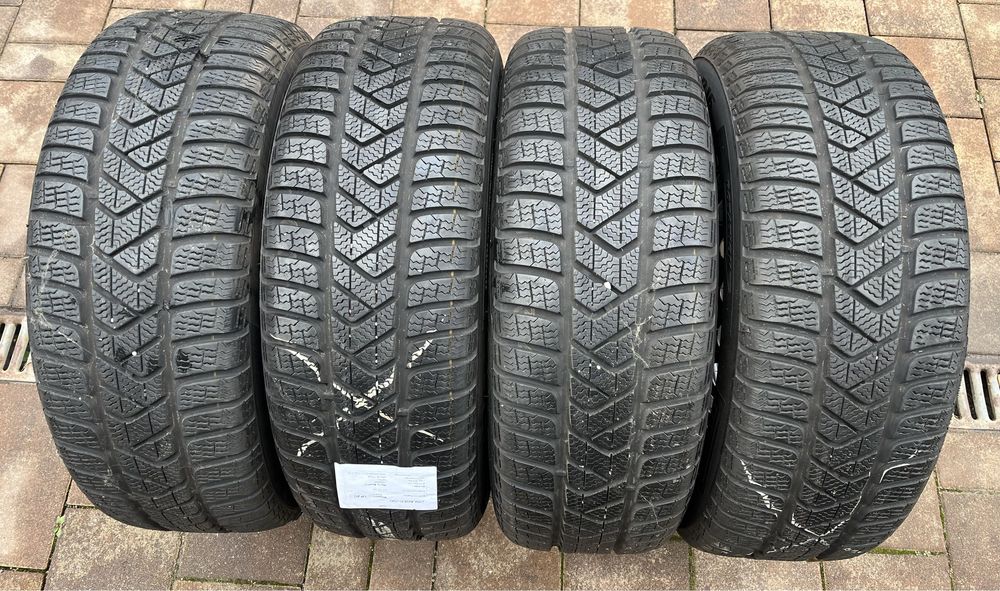 4 Anvelope Pirelli 215 60 16