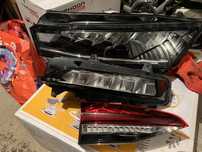 Vând Far si Lampa Skoda Octavia 4