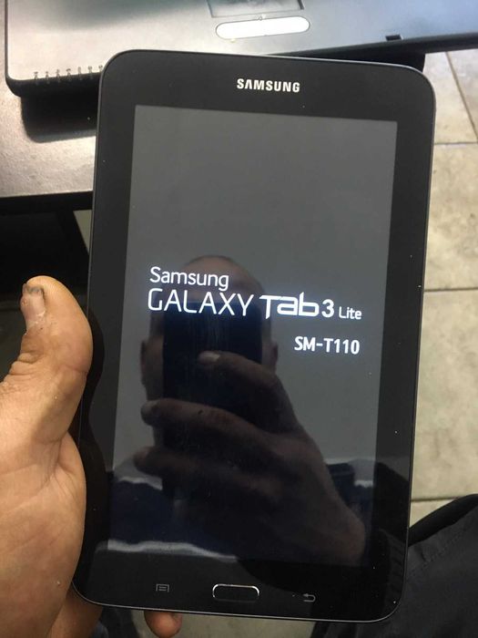 Таблет Samsung Galaxy tab 3 lite
