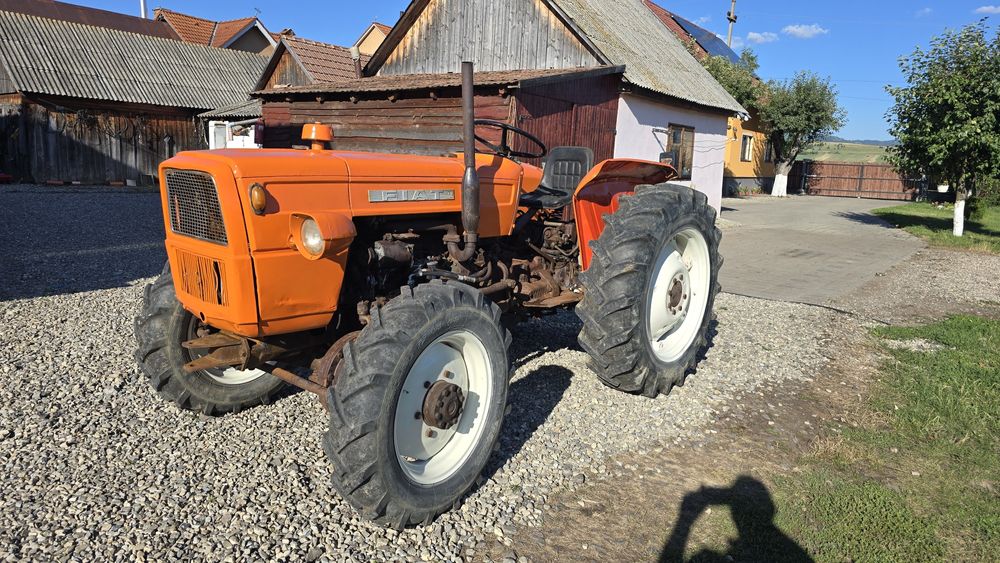 Tractor 4x4 Fiat 45-cai servo