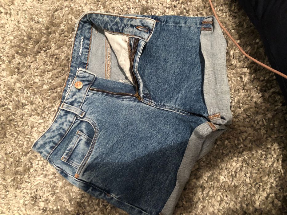 Salopeta tip rochița, blugi scurți