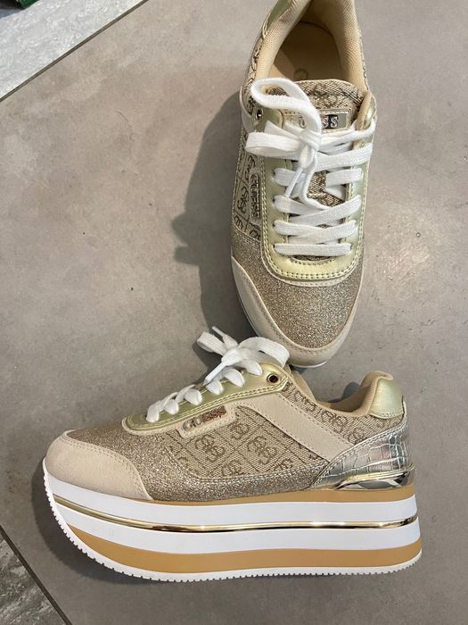 Сникърси Guess Hansin2 Златист