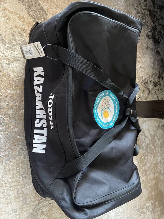 Дорожная сумка спортивная