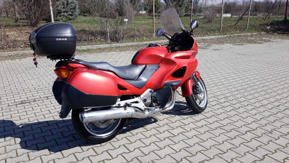 Deauville NT650V 2006