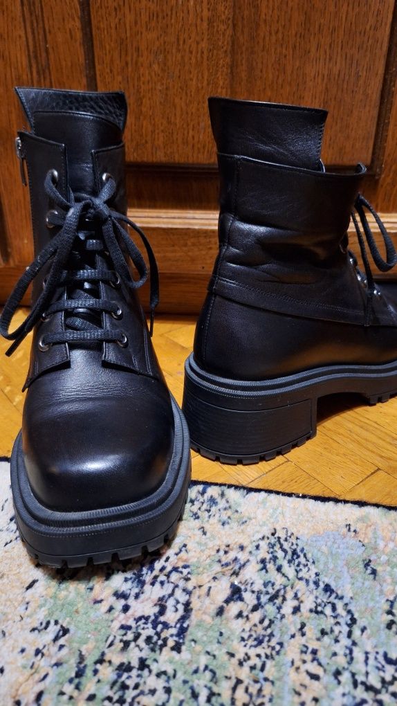 Ghete de piele femei
