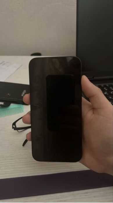 Iphone 16e 100%емкость