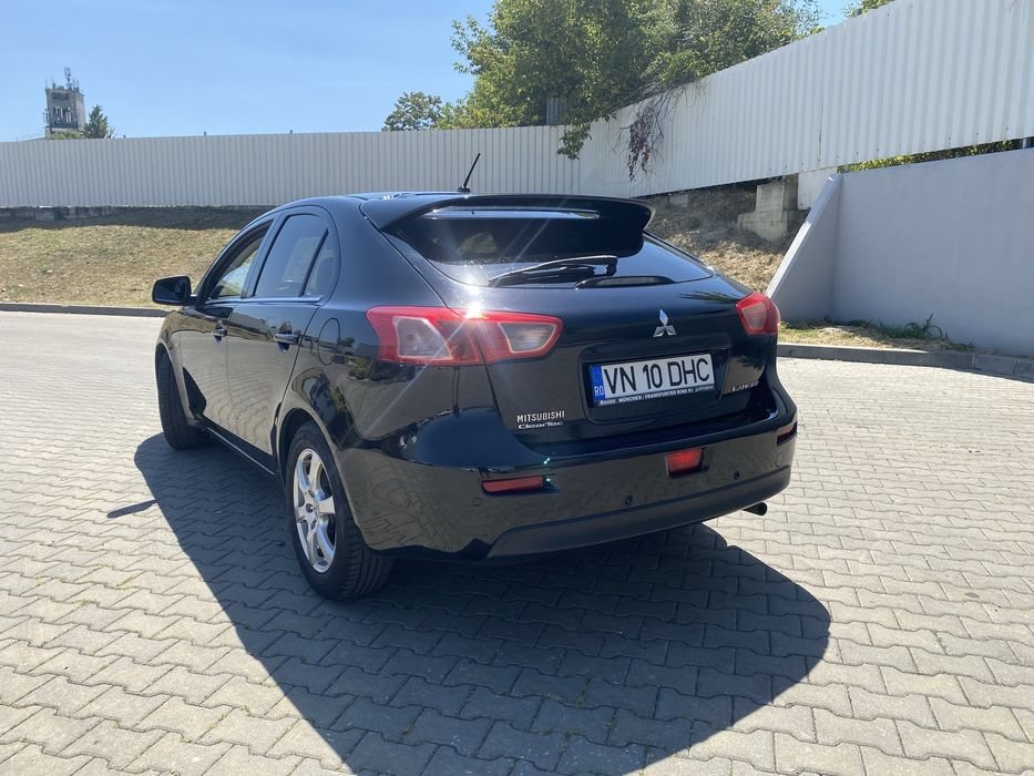 Mitsubishi Lancer - 1.6i - 2010 - xenon - carte service