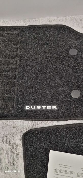 Стелки за Dacia Duster