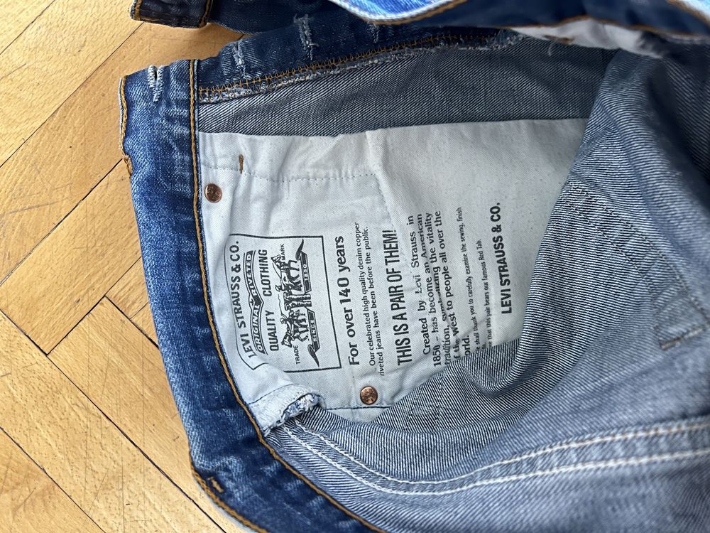 Мъжки дънки Levi’s - 2 броя като нови