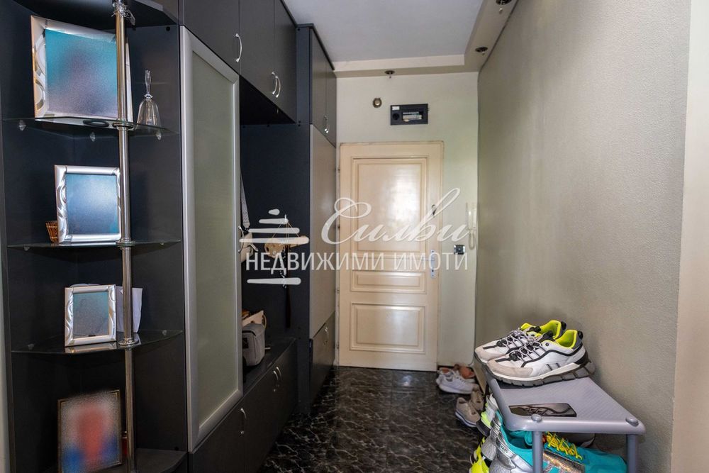 Продава се Многостаен апартамент в Шумен, Добруджански - 105 кв.м за 1214 €/кв.м - Снимка #10