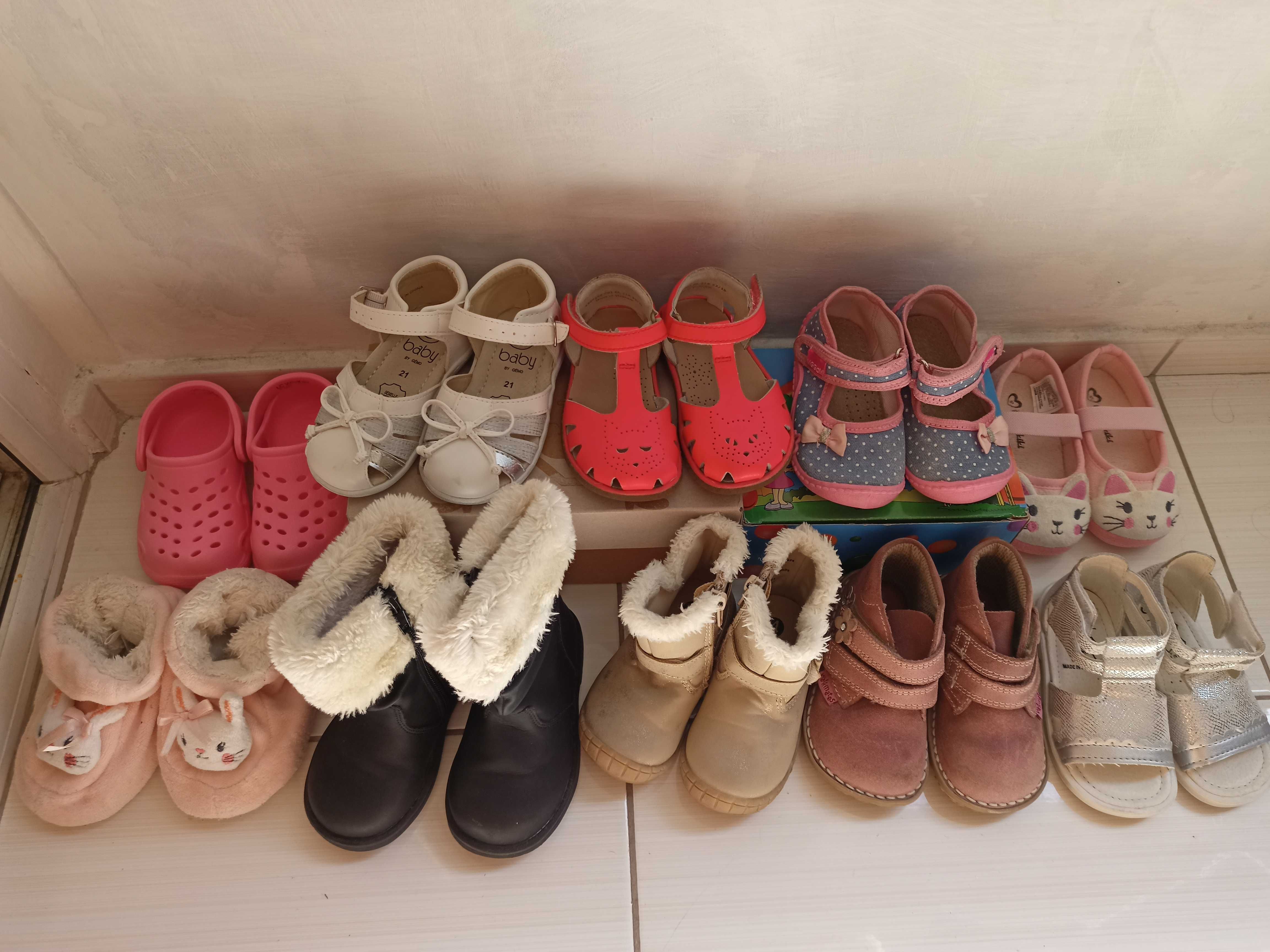 Бебешки детски обувки ботуши сандали маратонки 19,20,21