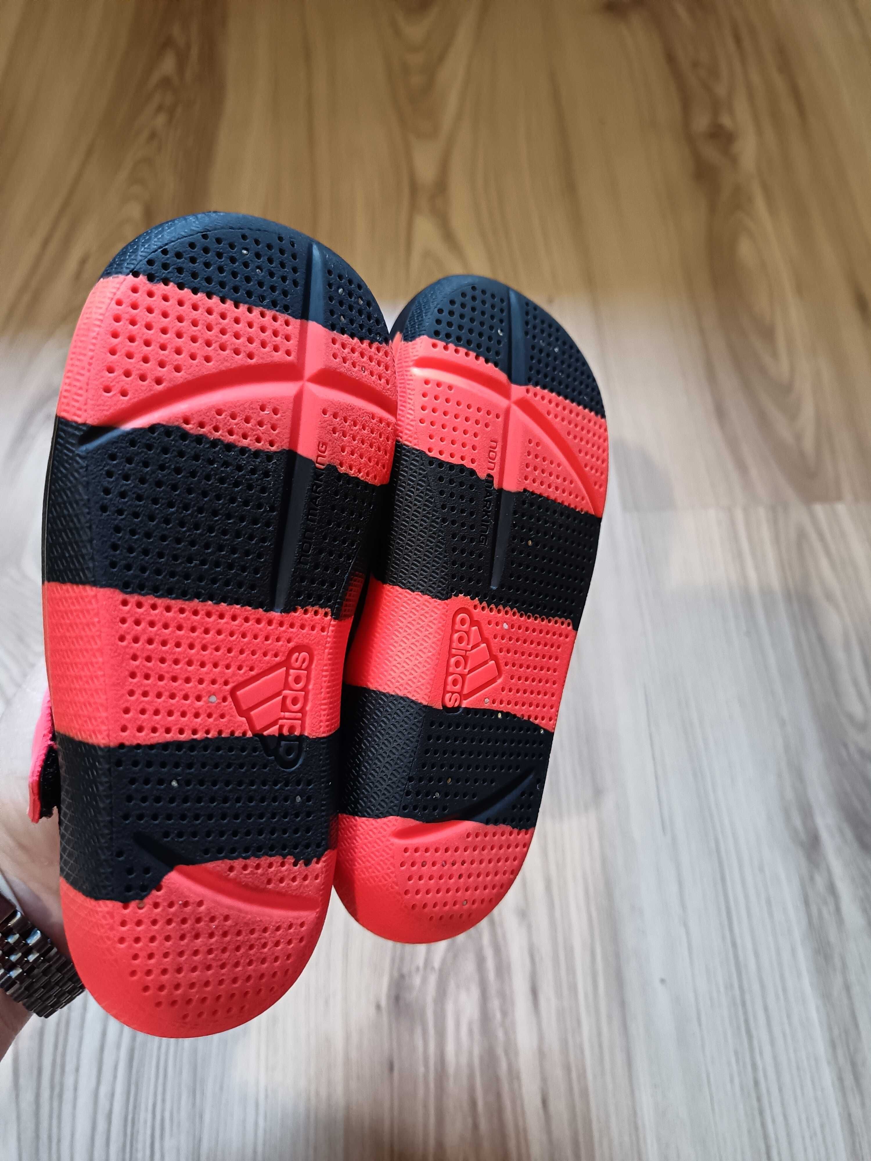 Adidas детски сандали, 26 номер