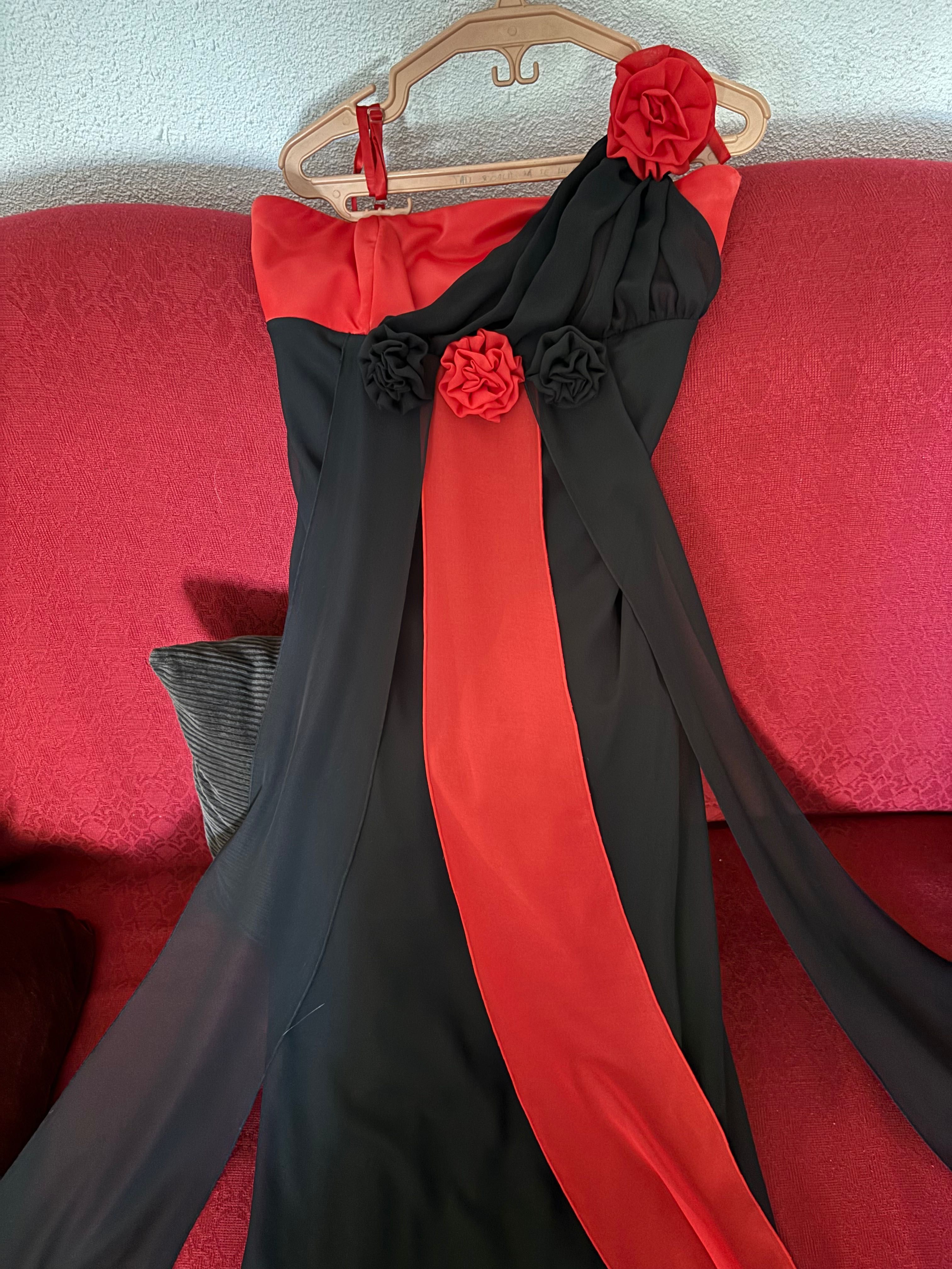 Rochie de ocazie, calitate superioară.