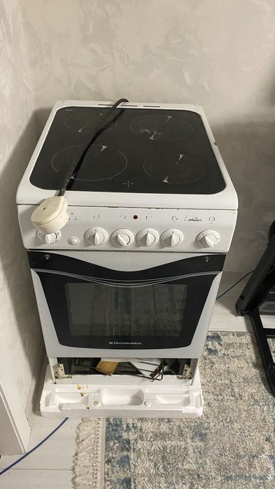 Б/у печка сатылады духовкасы істемейді  басқасы жақсы істеп тур  торг