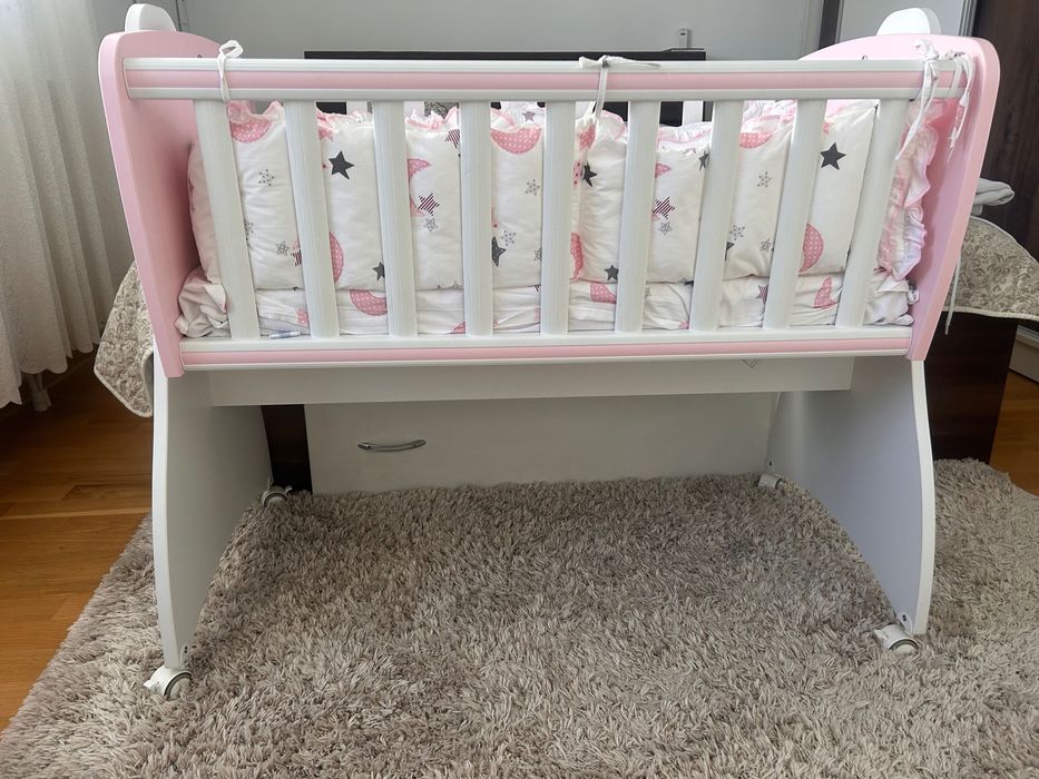 Продавам Бебешко легло-люлка Lorelli First Dreams