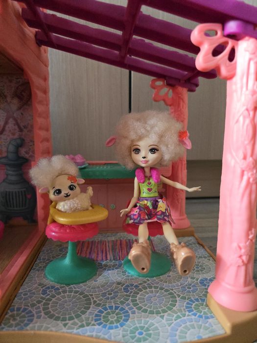 Enchantimals-Cozy deer house