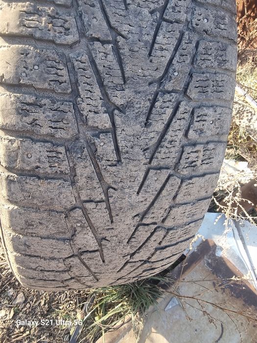 Резина размером 285*60 R 18