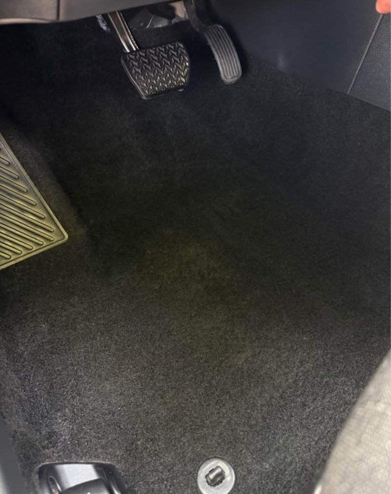 Detailing auto 300 de lei