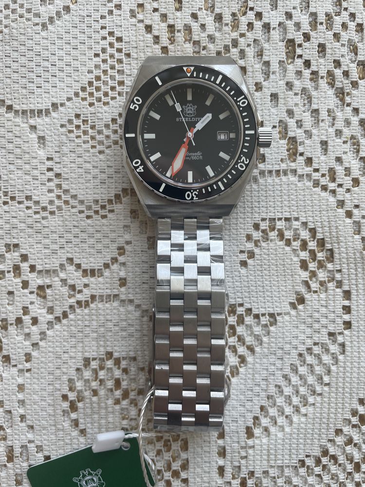 Чисто нов автоматичен часовник STEELDIVE SD1963 42MM