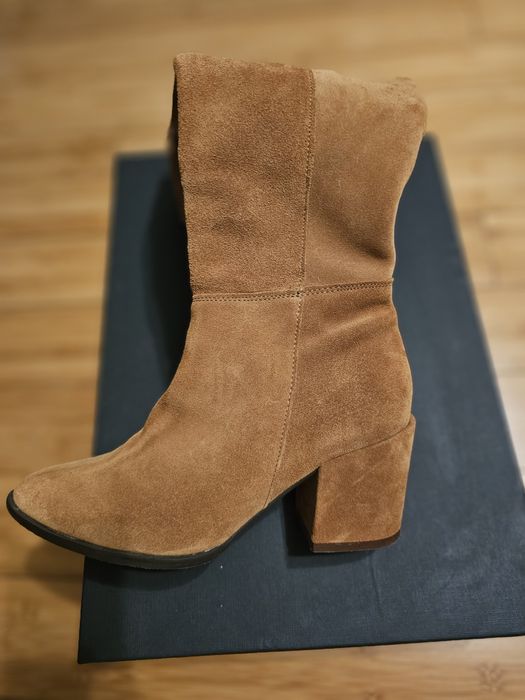 Cizme damă piele intoarsă