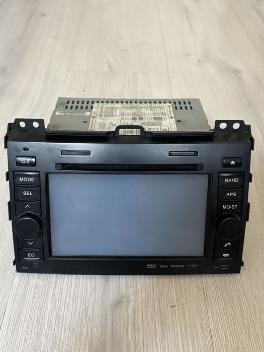 Штатная магнитола Toyota Land Cruiser 120