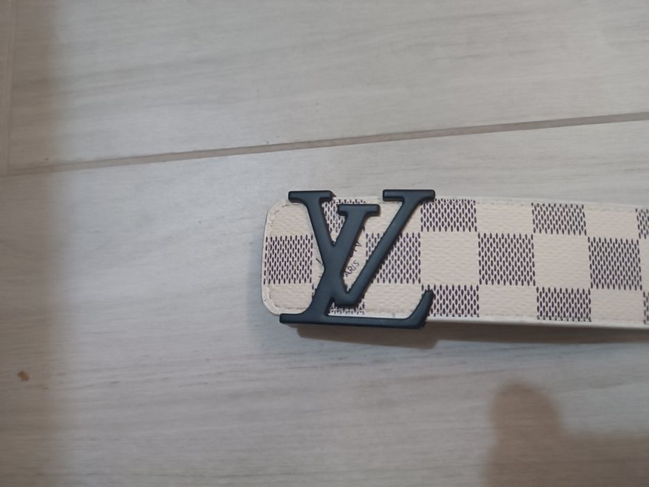 Curea Louis Vuitton Alb