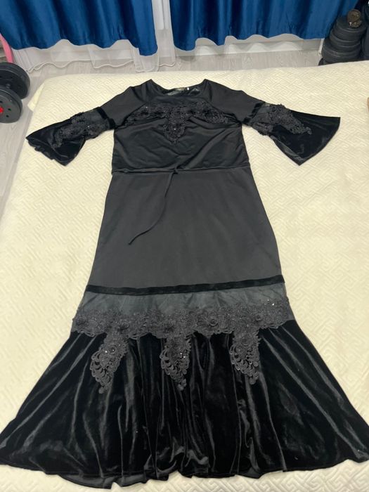 Продам  женское платье