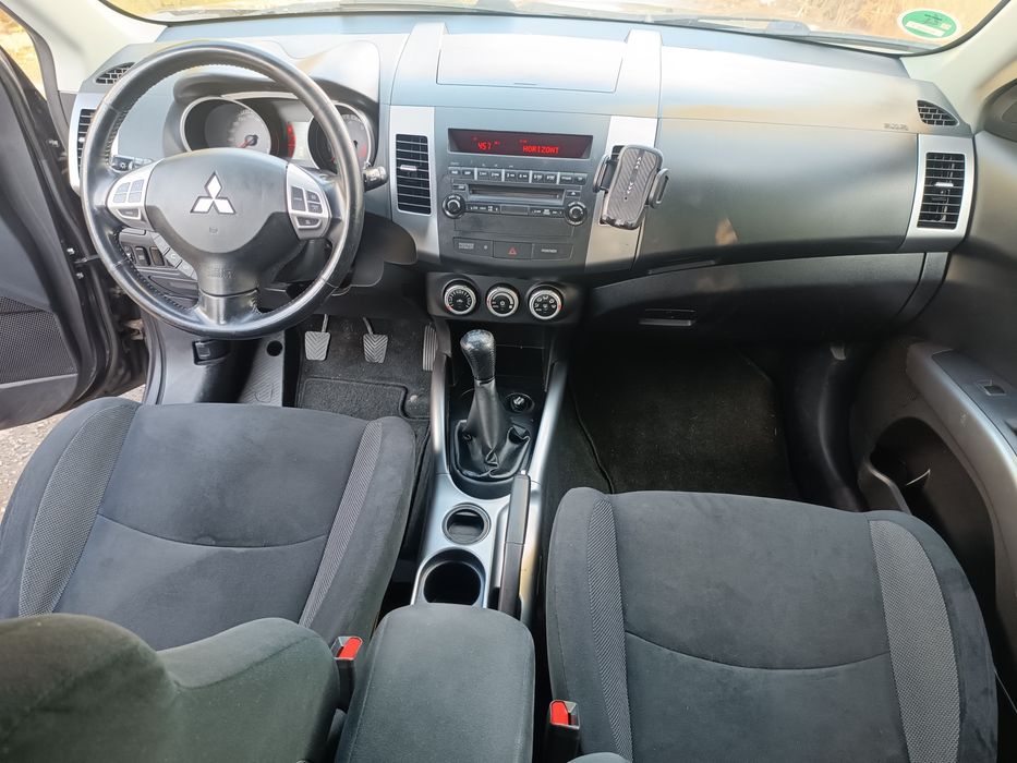 Mitsubishi Outlander 2.4