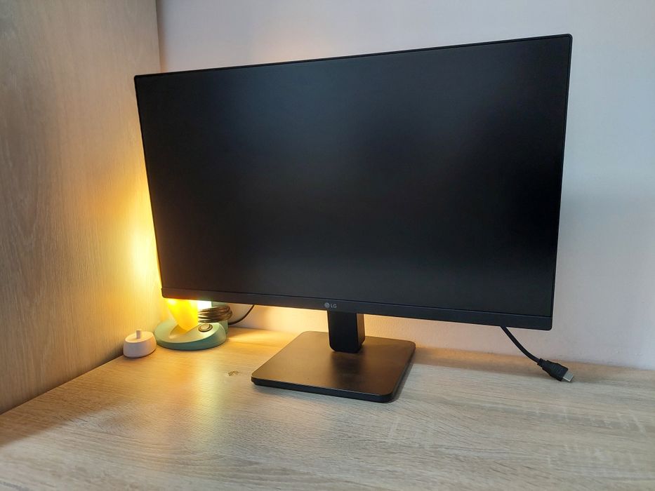 Munitor LG 23,8 inch 100Hz