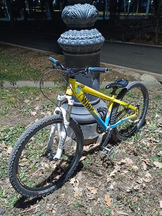 Kellys Whip 30 дерт