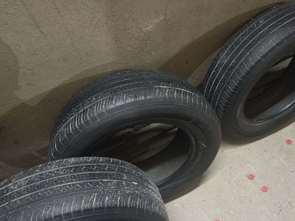 Продается  летних шин фирмы Dunlop 225/65 R17