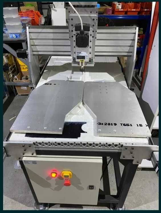 CNC Router Mach3 - motor frezare 2,2Kw (PC, monitor)