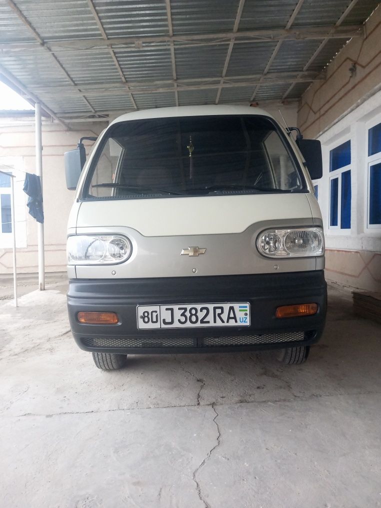 Damas avtomobili Sotiladi