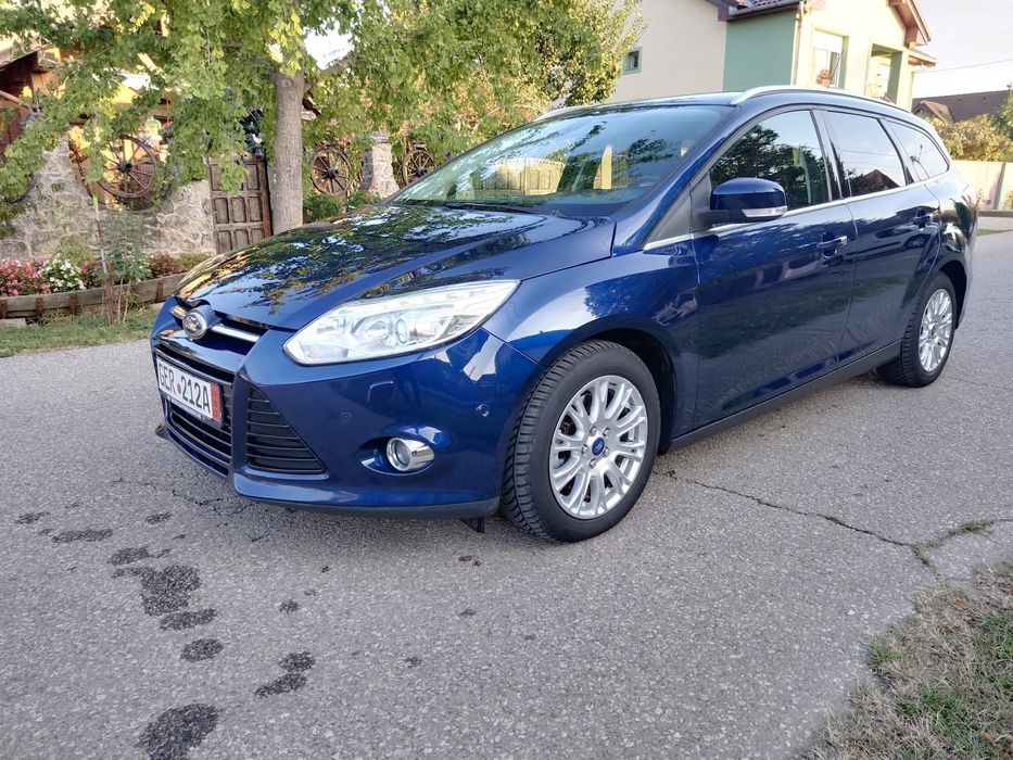 Ford Focus Titanium 2.0 Tdci cu 140 cp,an 2011,climatronic, incalzire