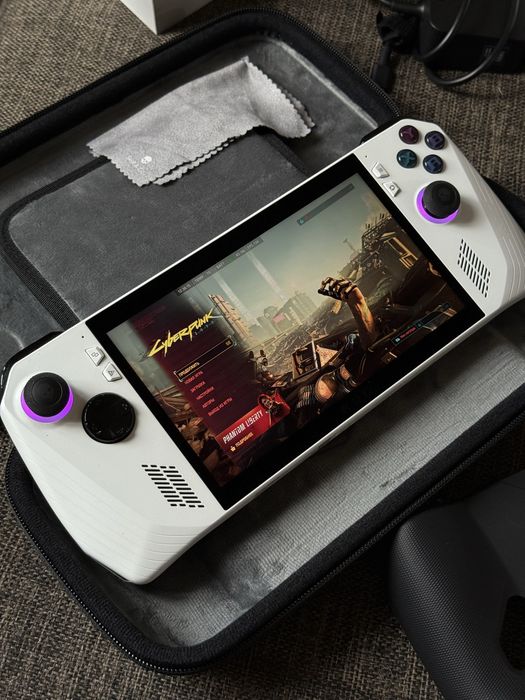 Asus rog ally z1 extrime идеал
